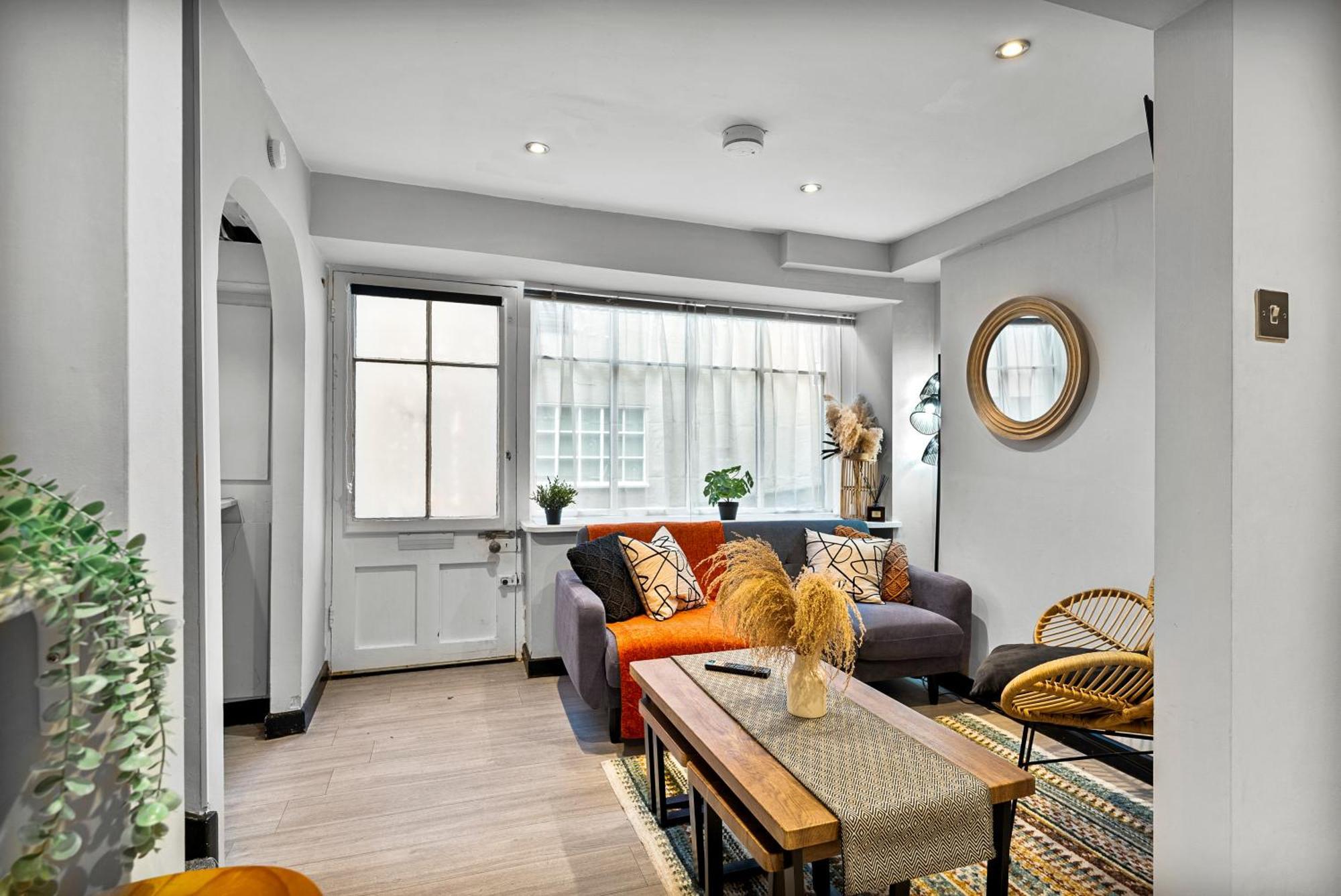 30 Percent Off! Elegant Cottage Of Whitby - Sleeps 5 Bagian luar foto