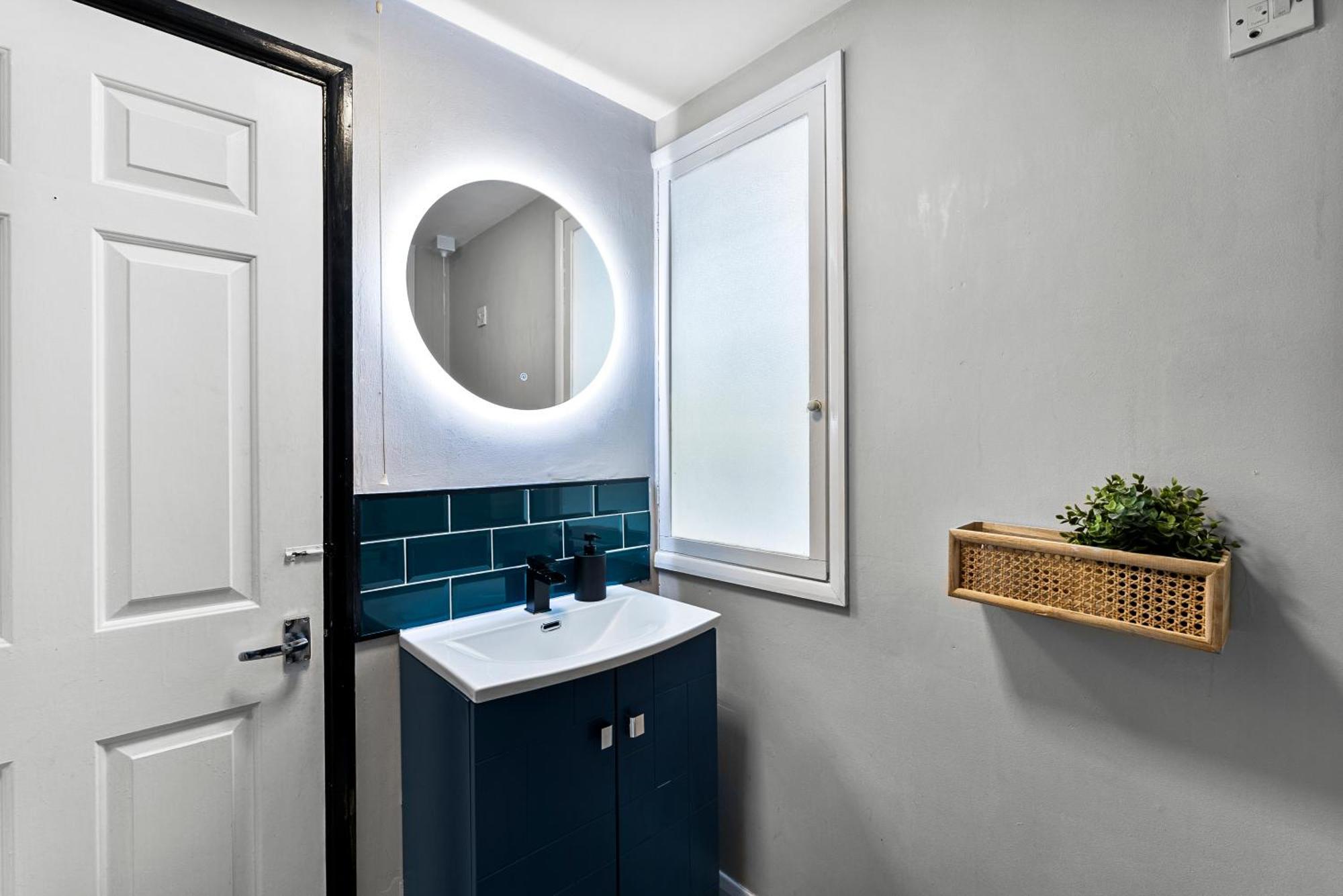 30 Percent Off! Elegant Cottage Of Whitby - Sleeps 5 Bagian luar foto