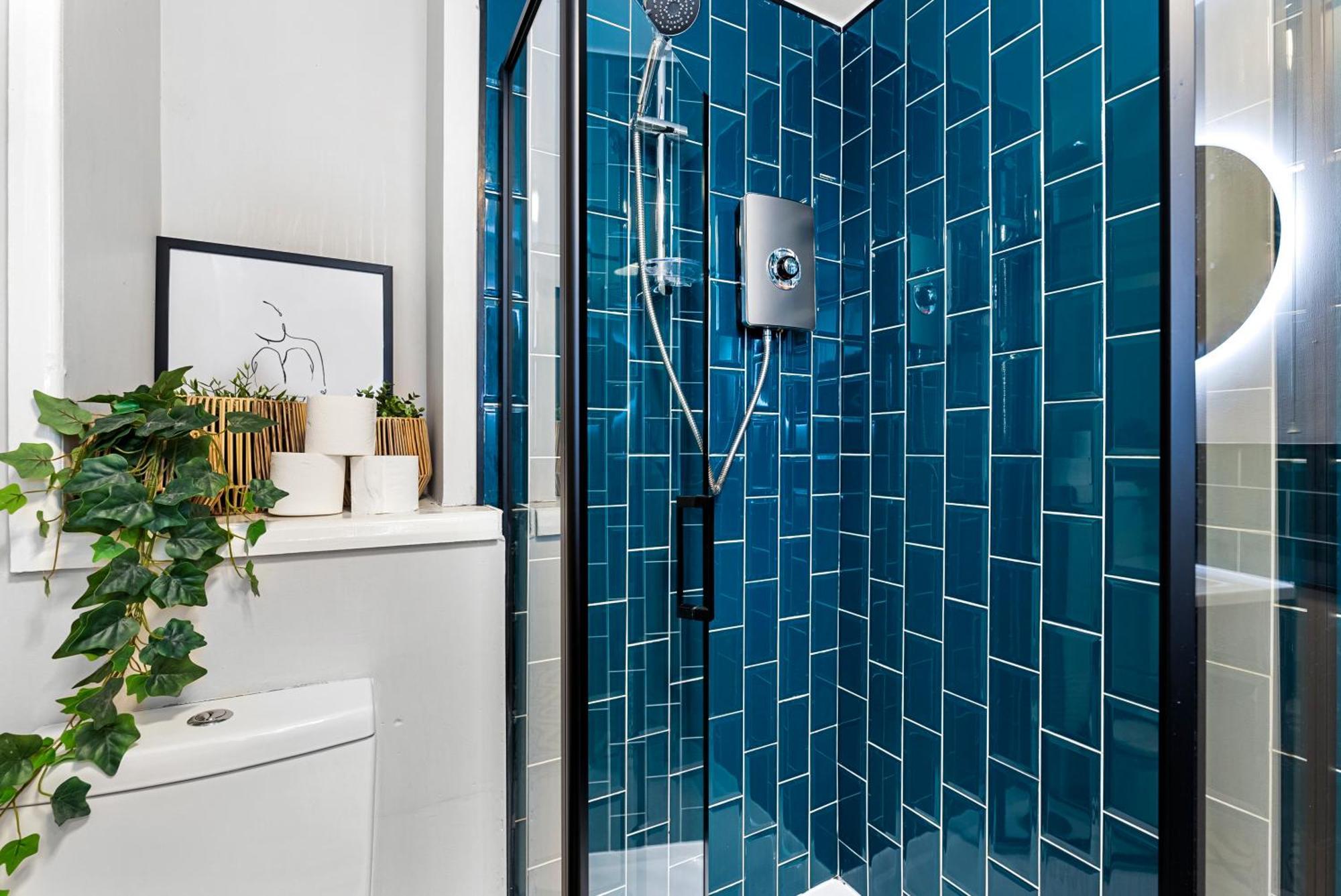 30 Percent Off! Elegant Cottage Of Whitby - Sleeps 5 Bagian luar foto