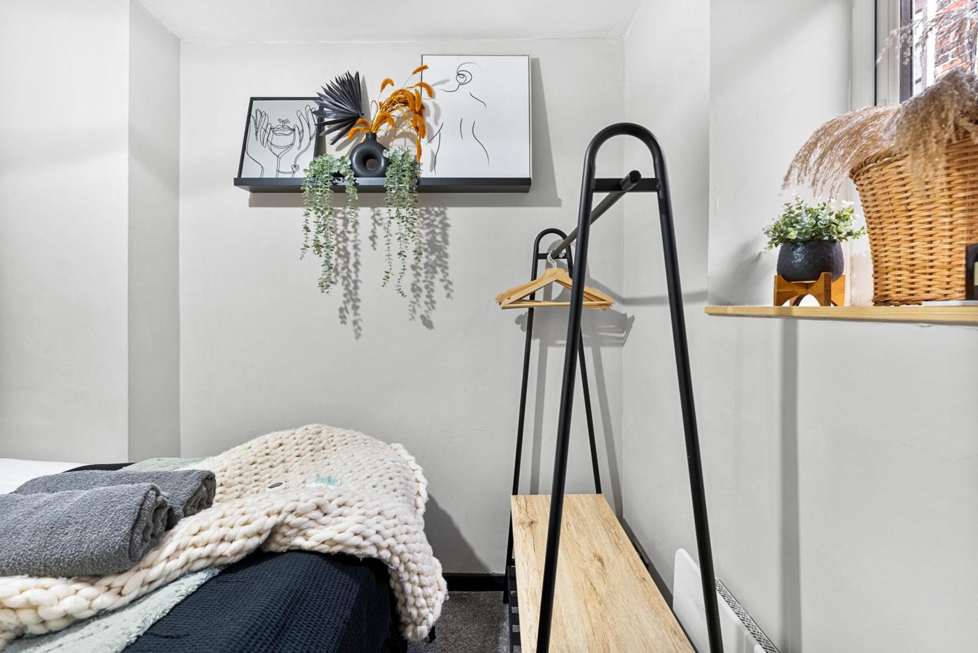 30 Percent Off! Elegant Cottage Of Whitby - Sleeps 5 Bagian luar foto
